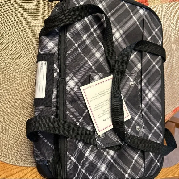 Thirty-One Blk Pick Me Plaid Perfect Party Hot Cold Tote & Serving Utensils NWT - Picture 8 of 9